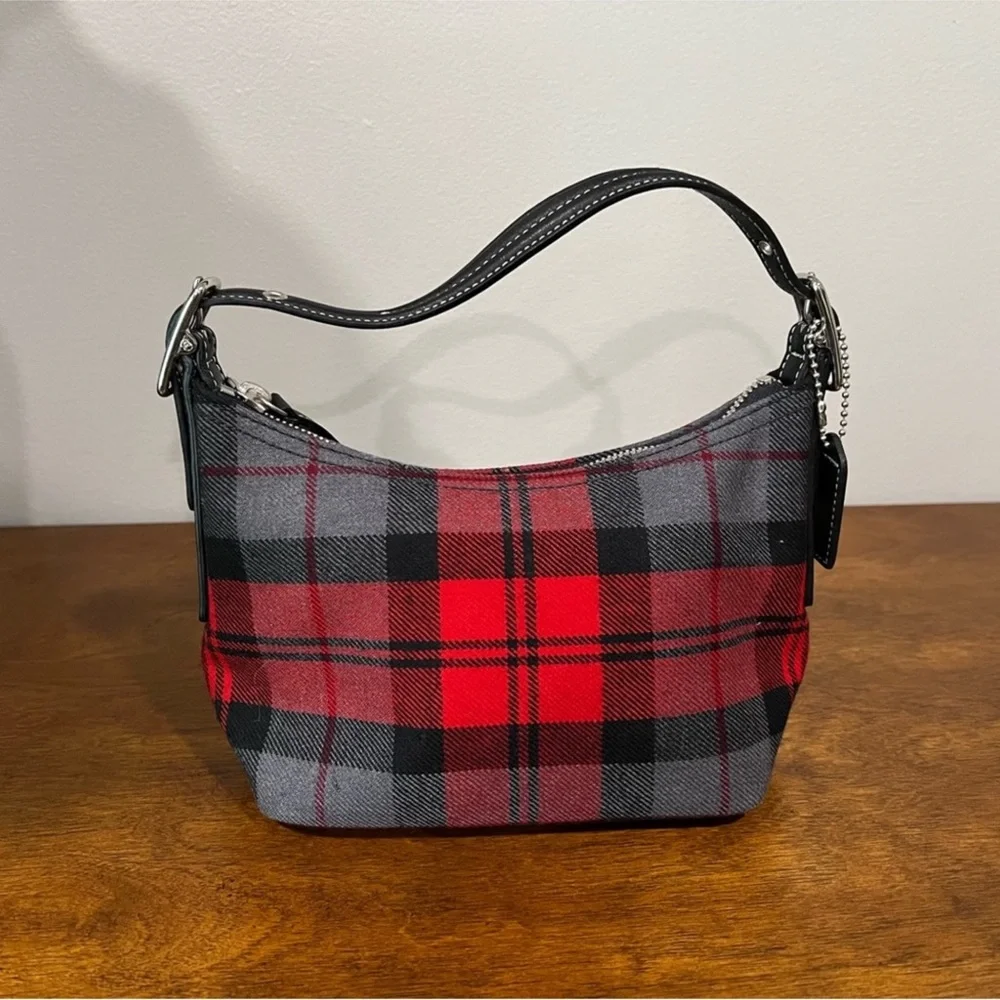 COACH VINTAGE RARE LIMITED LEGACY SHOULDER BAG❤️❤️